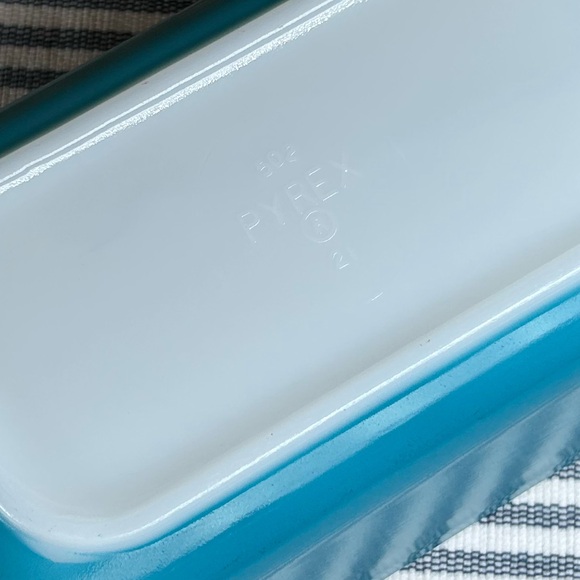 Pyrex 502 Fridge dish without Lid - Picture 15 of 15